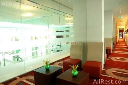 Holiday Inn Hotel 21